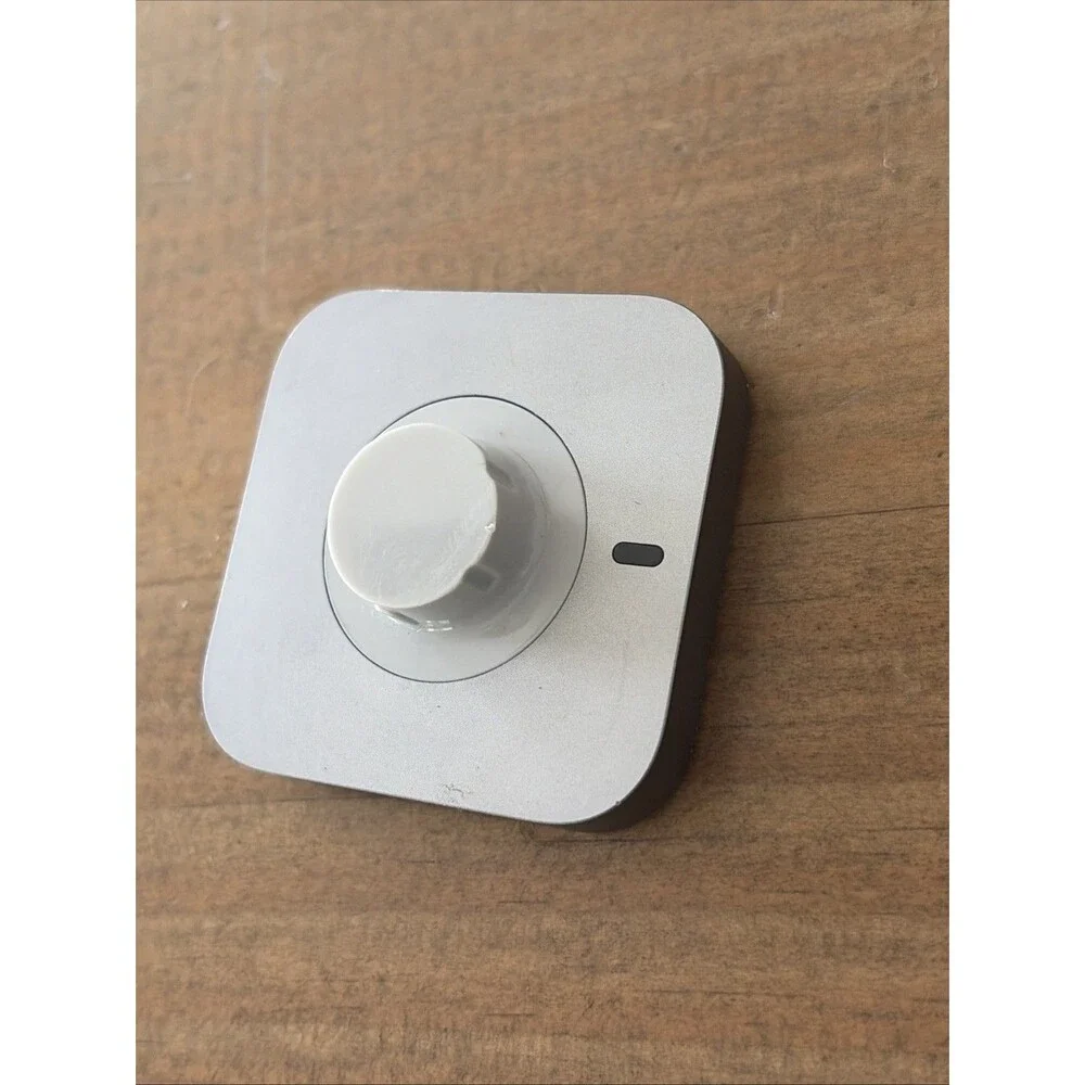 Oura Activity Tracker Charging Base Dock Gray Size 8 MPN OURA2402